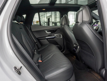 Mercedes-Benz EQE 350+ SUV AMG Night Panorama Distronic AHK