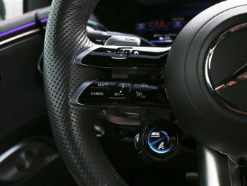 Mercedes-Benz EQE 53 AMG 4M+ SUV Night Panorama Distronic 360°