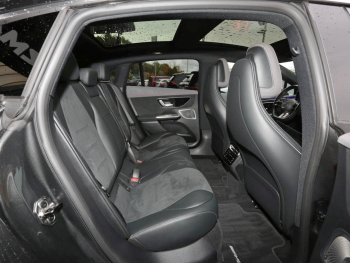 Mercedes-Benz EQE 300 AMG Panorama Distronic Memory 360°
