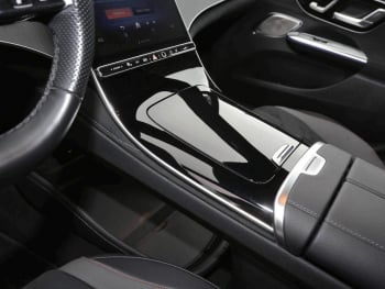 Mercedes-Benz EQE 300 AMG Panorama Distronic Memory 360°