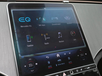 Mercedes-Benz EQE 300 AMG Panorama Distronic Memory 360°