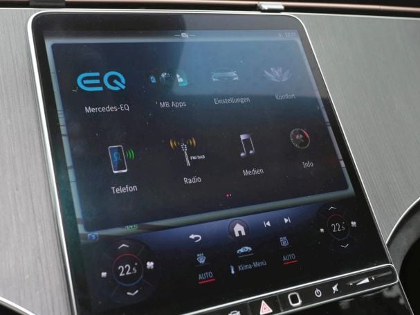 Mercedes-Benz EQE 300 AMG Panorama Distronic Memory 360°