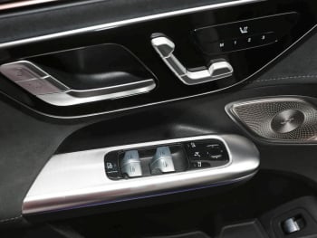 Mercedes-Benz EQE 300 AMG Panorama Distronic Memory 360°