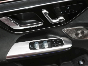 Mercedes-Benz EQE 300 AMG Panorama Distronic Memory 360°