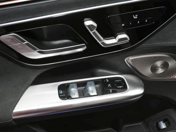 Mercedes-Benz EQE 300 AMG Panorama Distronic Memory 360°