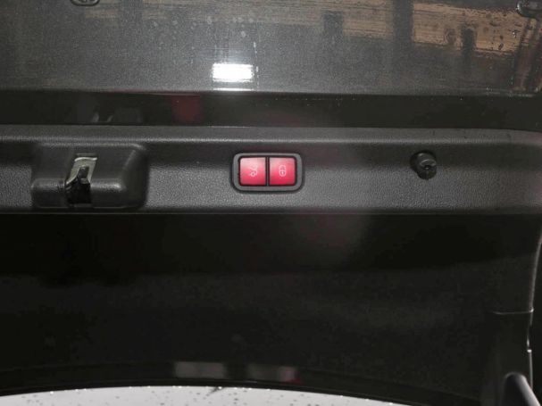 Mercedes-Benz EQE 300 AMG Panorama Distronic Memory 360°