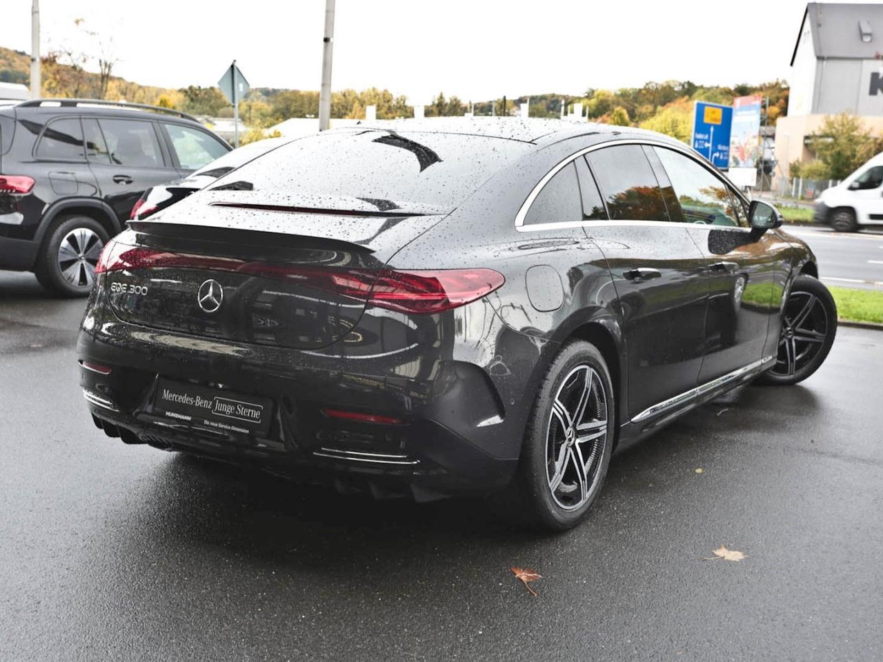 Mercedes-Benz EQE 300 AMG Panorama Distronic Memory 360°