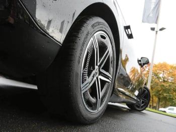 Mercedes-Benz EQE 300 AMG Panorama Distronic Memory 360°