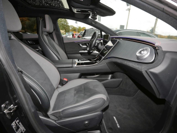 Mercedes-Benz EQE 300 AMG Panorama Distronic Memory 360°