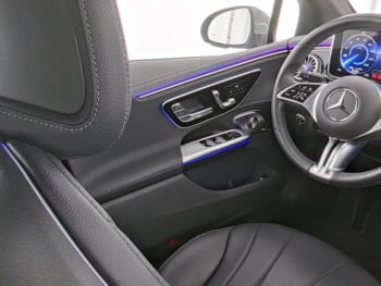 Mercedes-Benz EQE 300 Electric Art Panorama Distronic 360°