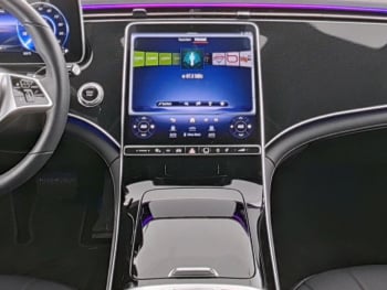 Mercedes-Benz EQE 300 Electric Art Panorama Distronic 360°