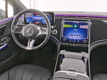 Mercedes-Benz EQE 300 Electric Art Panorama Distronic 360°
