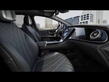 Mercedes-Benz EQE 300 ElectricArt Panorama HUD  NP 105.476€