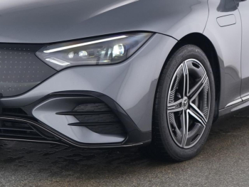 Mercedes-Benz EQE 350 4M AMG Night Panorama Distronic SHZ-Fond