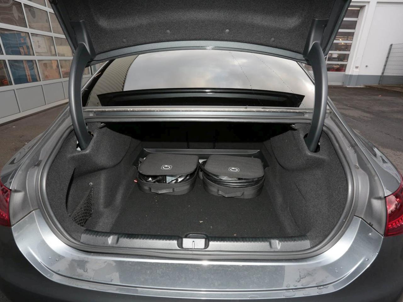 Mercedes-Benz EQE 350 4M AMG Night Panorama HUD NP 102.191