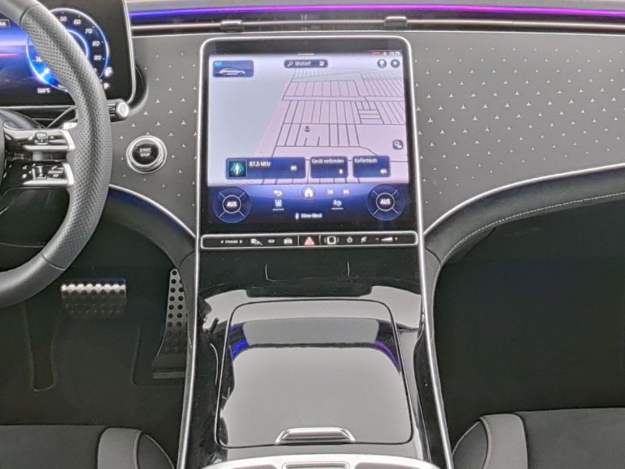 Mercedes-Benz EQE 350 4M AMG Panorama Burmester Memory HUD 360°