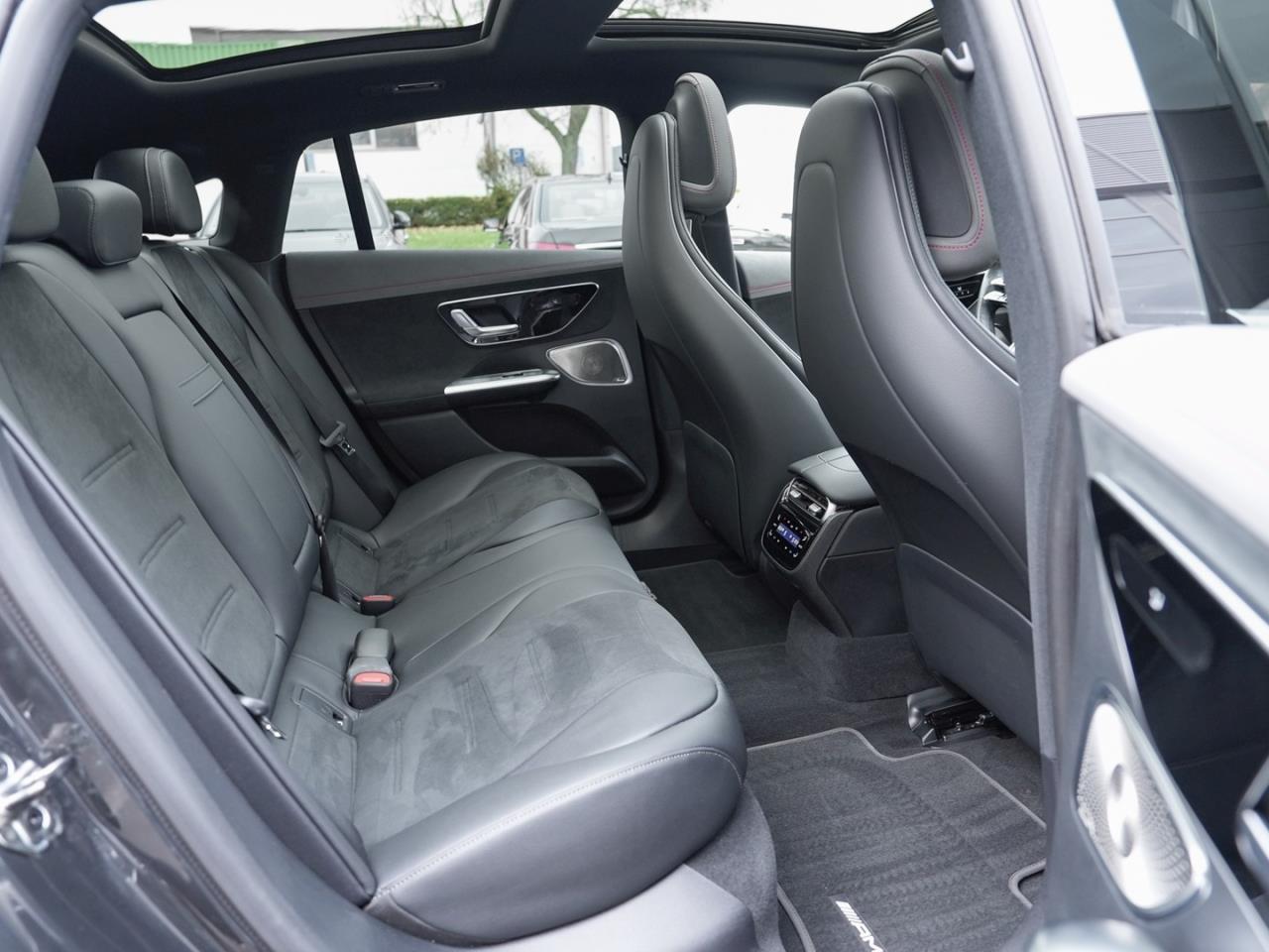 Mercedes-Benz EQE 350+ AMG Panorama Distronic Memory 360°