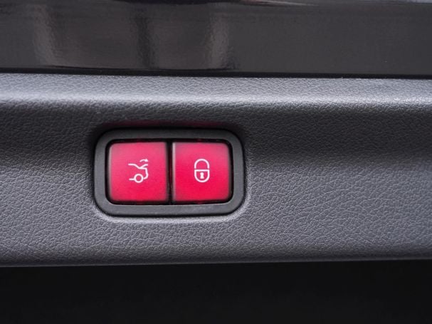 Mercedes-Benz EQE 350+ AMG Panorama Distronic Memory 360°