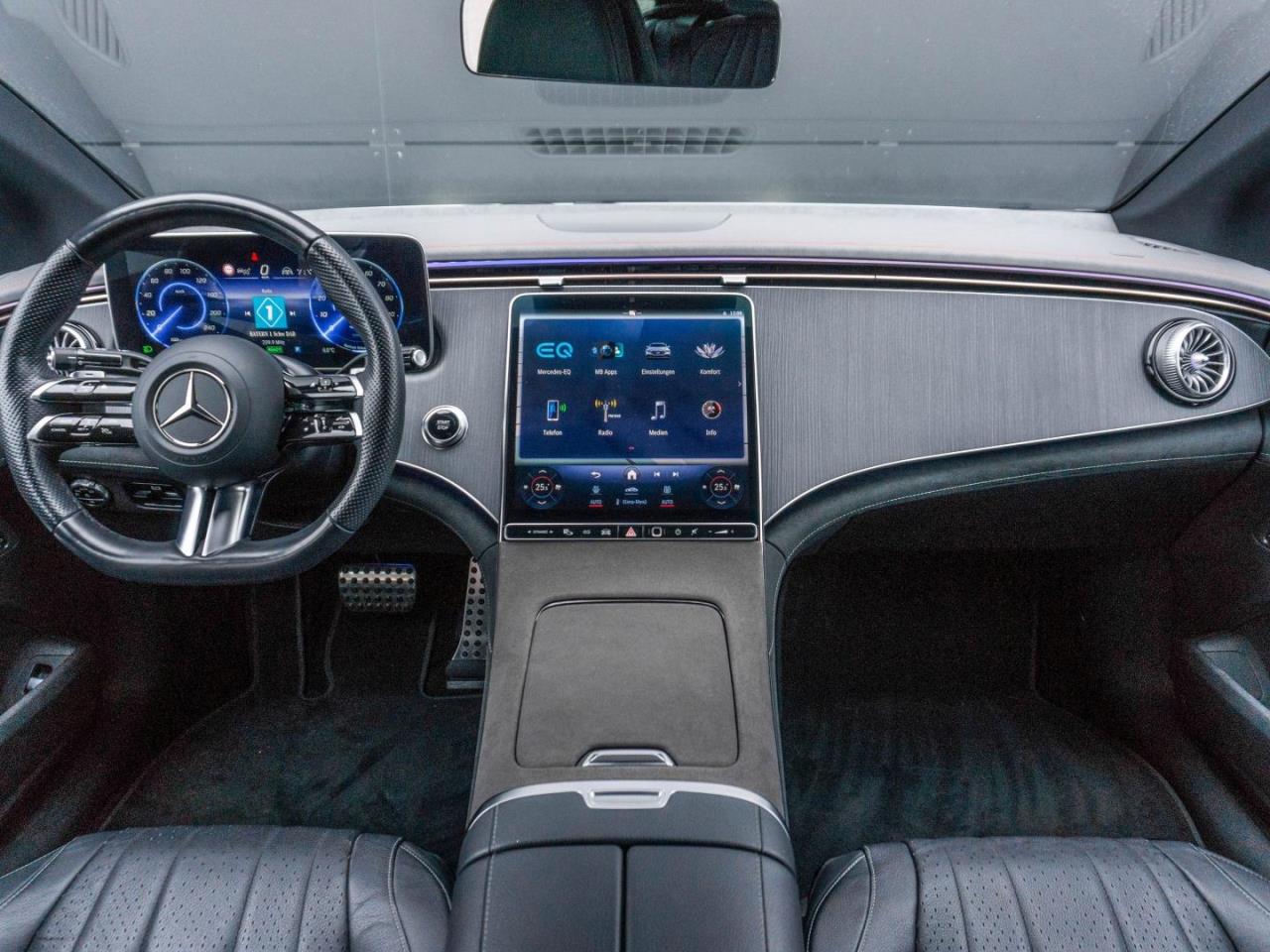 Mercedes-Benz EQE 350 AMG Night Panorama Sitzklima Distronic