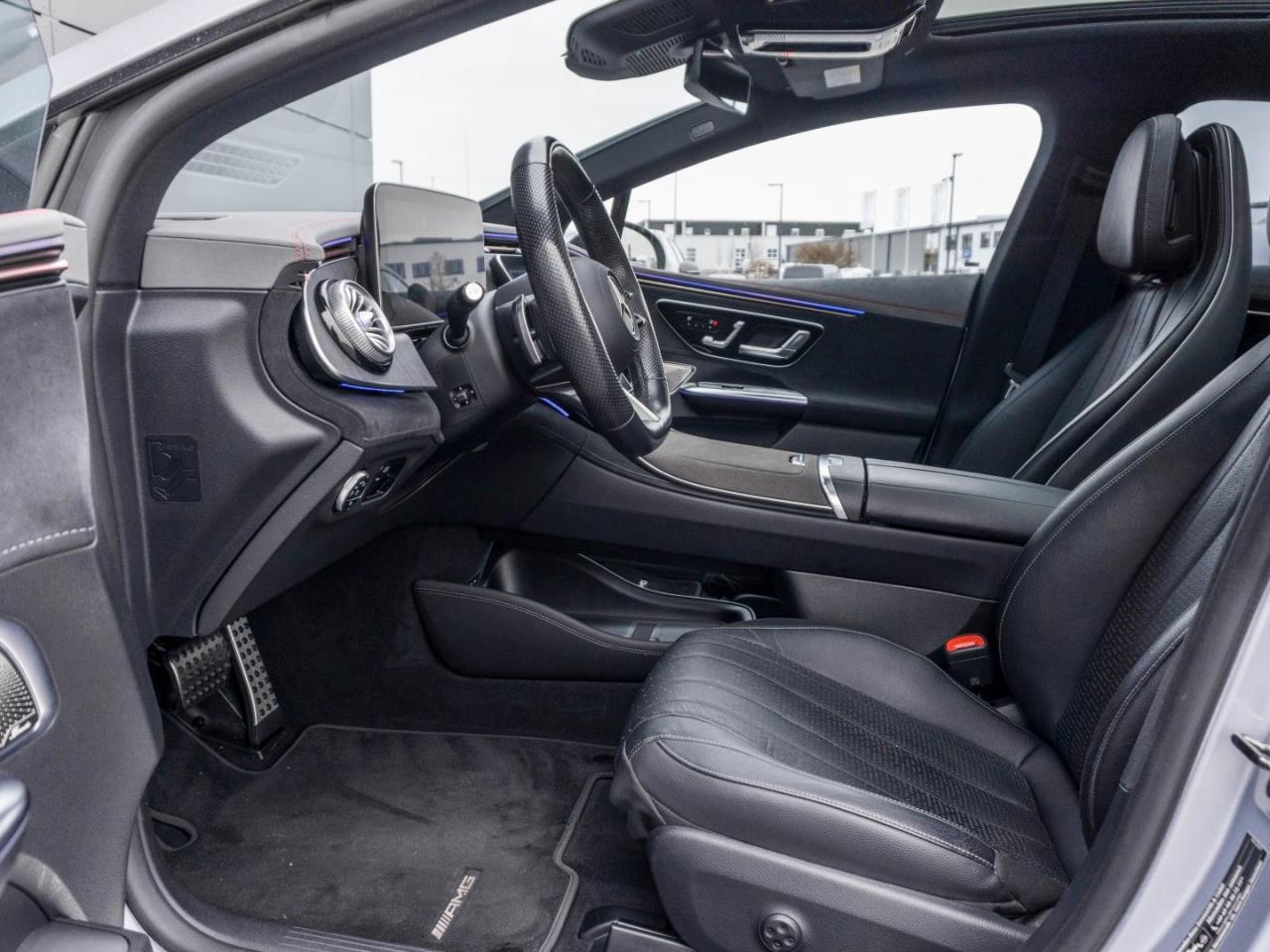 Mercedes-Benz EQE 350 AMG Night Panorama Sitzklima Distronic