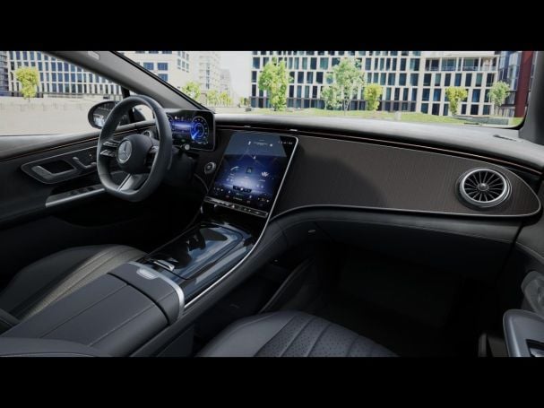 Mercedes-Benz EQE 350 AMG Night Panorama Sitzklima Distronic