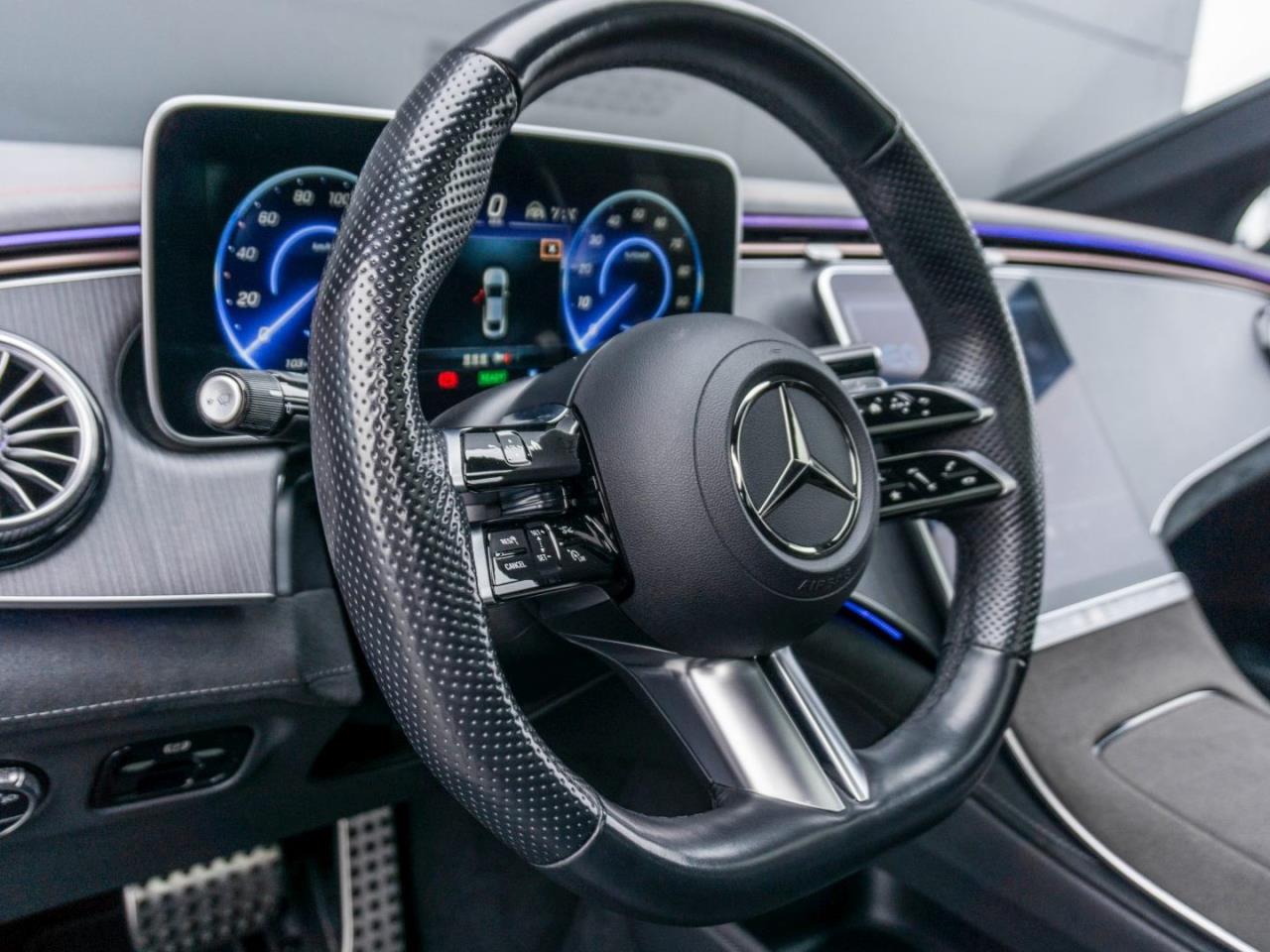 Mercedes-Benz EQE 350 AMG Night Panorama Sitzklima Distronic