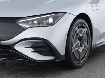 Mercedes-Benz EQE 350+ AMG Night Distronic Airmatic 360° AHK