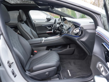 Mercedes-Benz EQE 350 AMG Night Panorama HeadUp NP 111.557