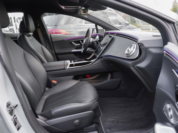 Mercedes-Benz EQE 350 AMG Night Distronic Memory 360° AHK HUD