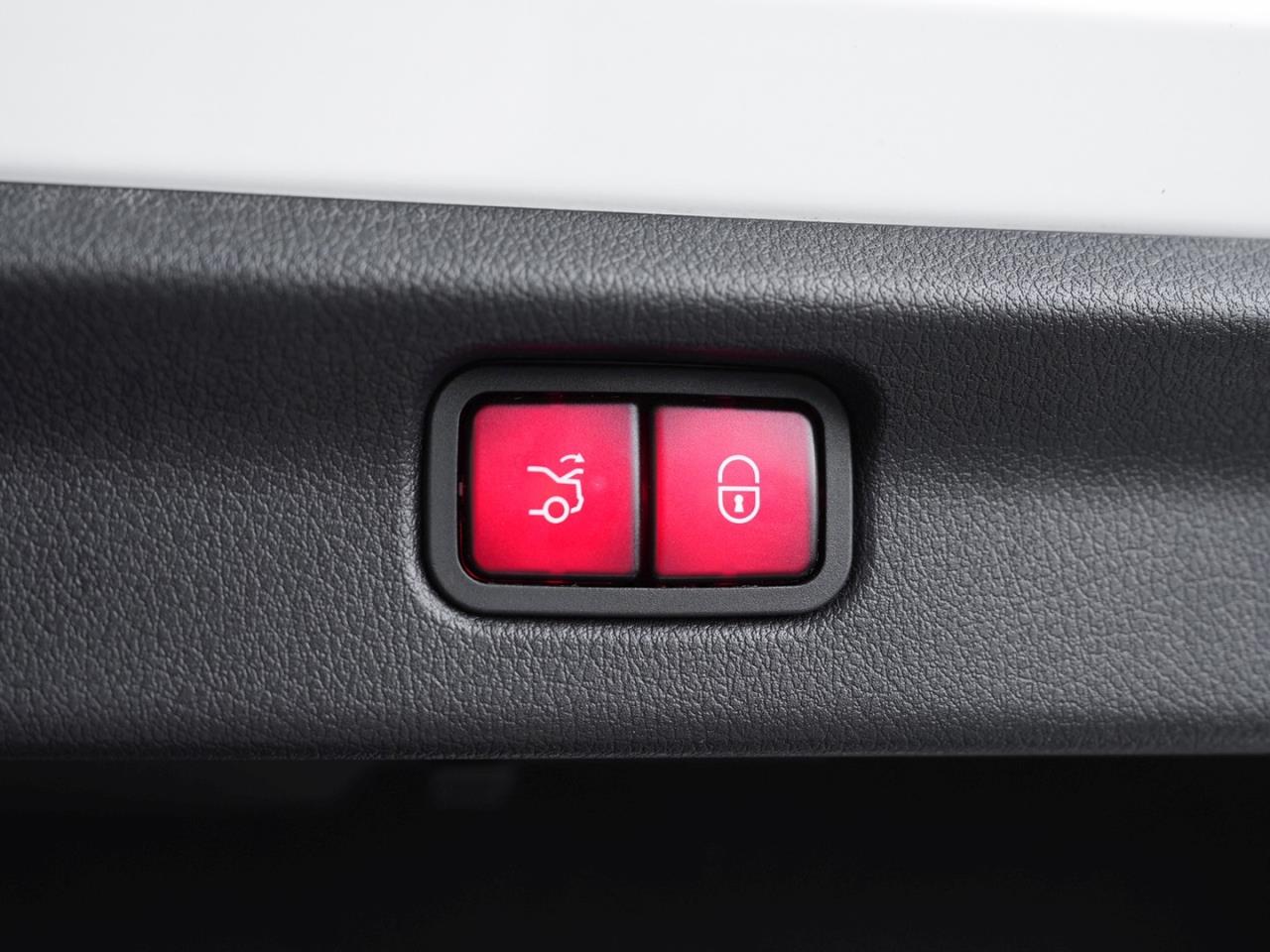 Mercedes-Benz EQE 350 AMG Night Distronic 360° Airmatic Memory