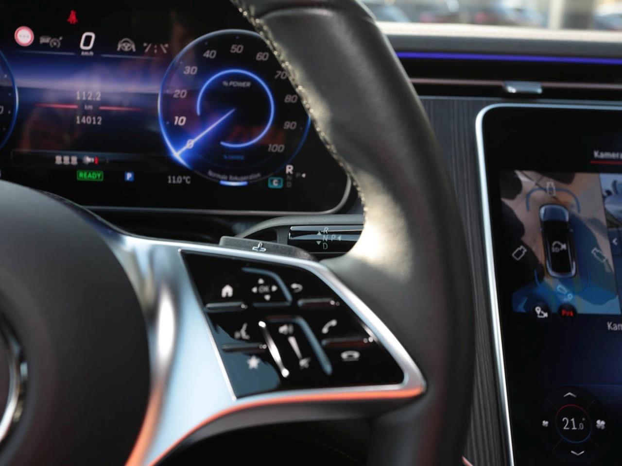 Mercedes-Benz EQE 350+ Electric Art Panorama Distronic AHK