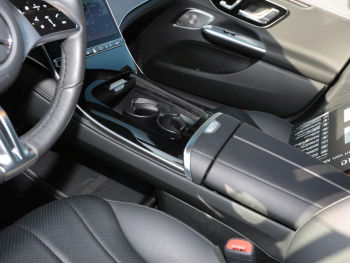 Mercedes-Benz EQE 350+ Electric Art Panorama Distronic AHK