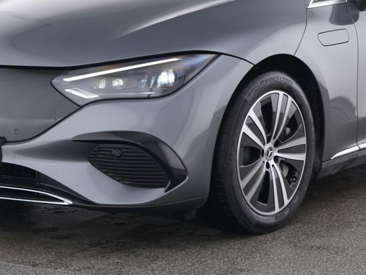 Mercedes-Benz EQE 350+ Electric Art Panorama Distronic AHK