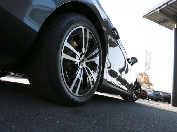 Mercedes-Benz EQE 350+ Electric Art Panorama Distronic AHK