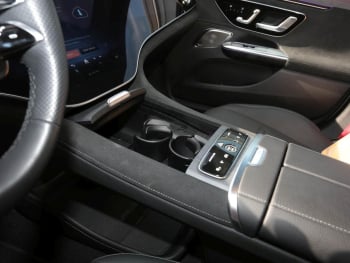 Mercedes-Benz EQE 43 AMG 4M Night Panorama Sitzklima HeadUp