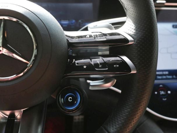 Mercedes-Benz EQE 43 AMG 4M Night Panorama Sitzklima HeadUp Mercedes-Benz EQE 43 AMG 4M Night Panorama Sitzklima HeadUp