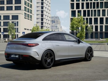 Mercedes-Benz EQE 43 AMG 4M Night Panorama Sitzklima HeadUp
