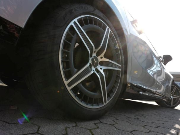 Mercedes-Benz EQE 43 AMG 4M Night Panorama Sitzklima HeadUp Mercedes-Benz EQE 43 AMG 4M Night Panorama Sitzklima HeadUp