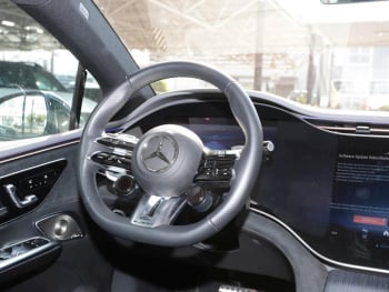 Mercedes-Benz EQE 43 AMG 4M Night Panorama Sitzklima HeadUp