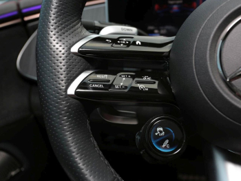 Mercedes-Benz EQE 43 AMG 4M Panorama Distronic NP 119.244