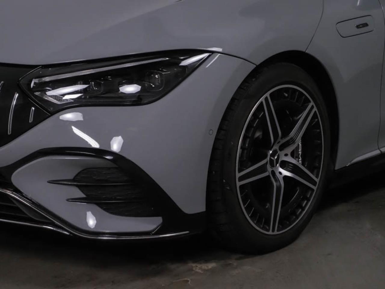 Mercedes-Benz EQE 43 AMG 4M Panorama Distronic Memory 360°