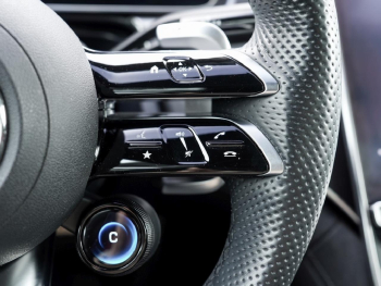 Mercedes-Benz EQE 43 AMG 4M Panorama Distronic Memory HUD 360°