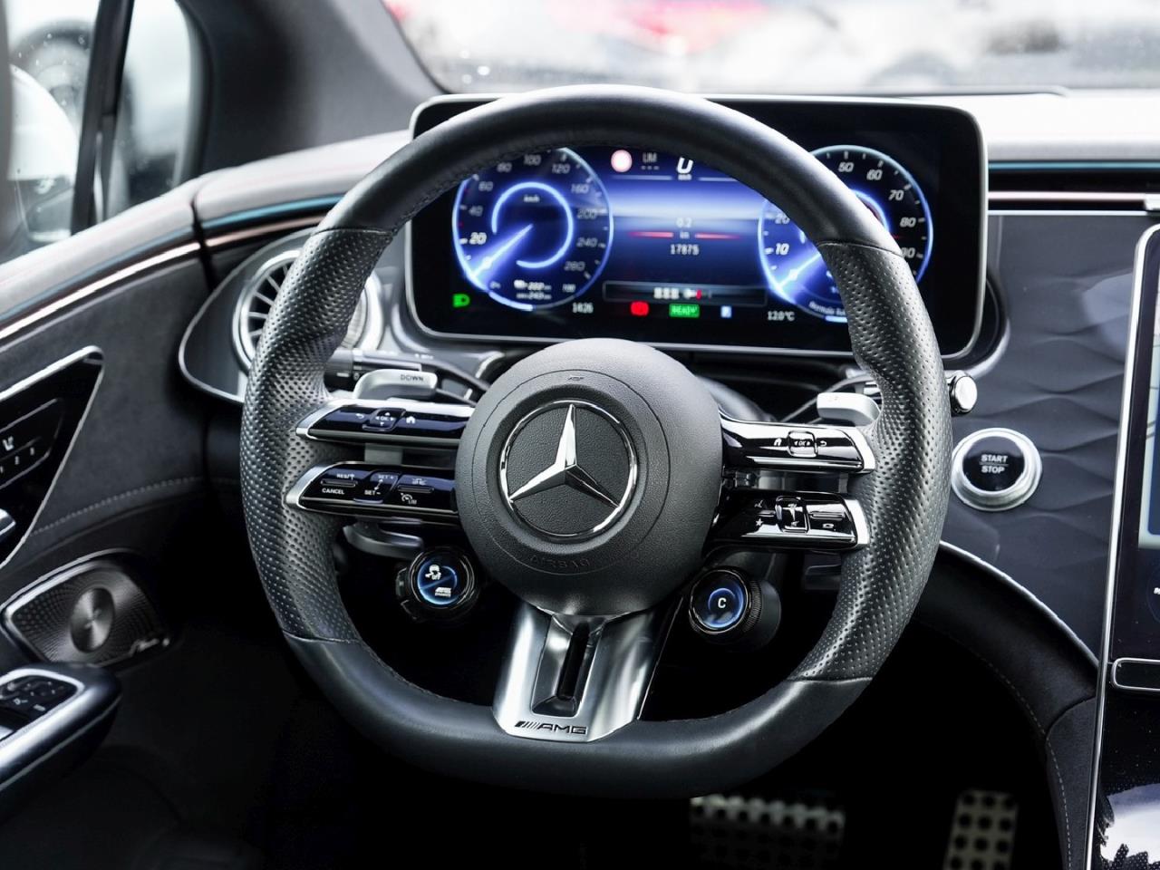 Mercedes-Benz EQE 43 AMG 4M Panorama Distronic Memory HUD 360°