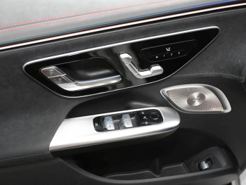 Mercedes-Benz EQE 500 4M AMG Night Panorama Distronic 360° HUD