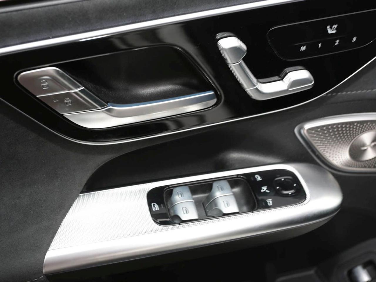 Mercedes-Benz EQE 500 4M AMG Night Panorama Distronic 360° HUD