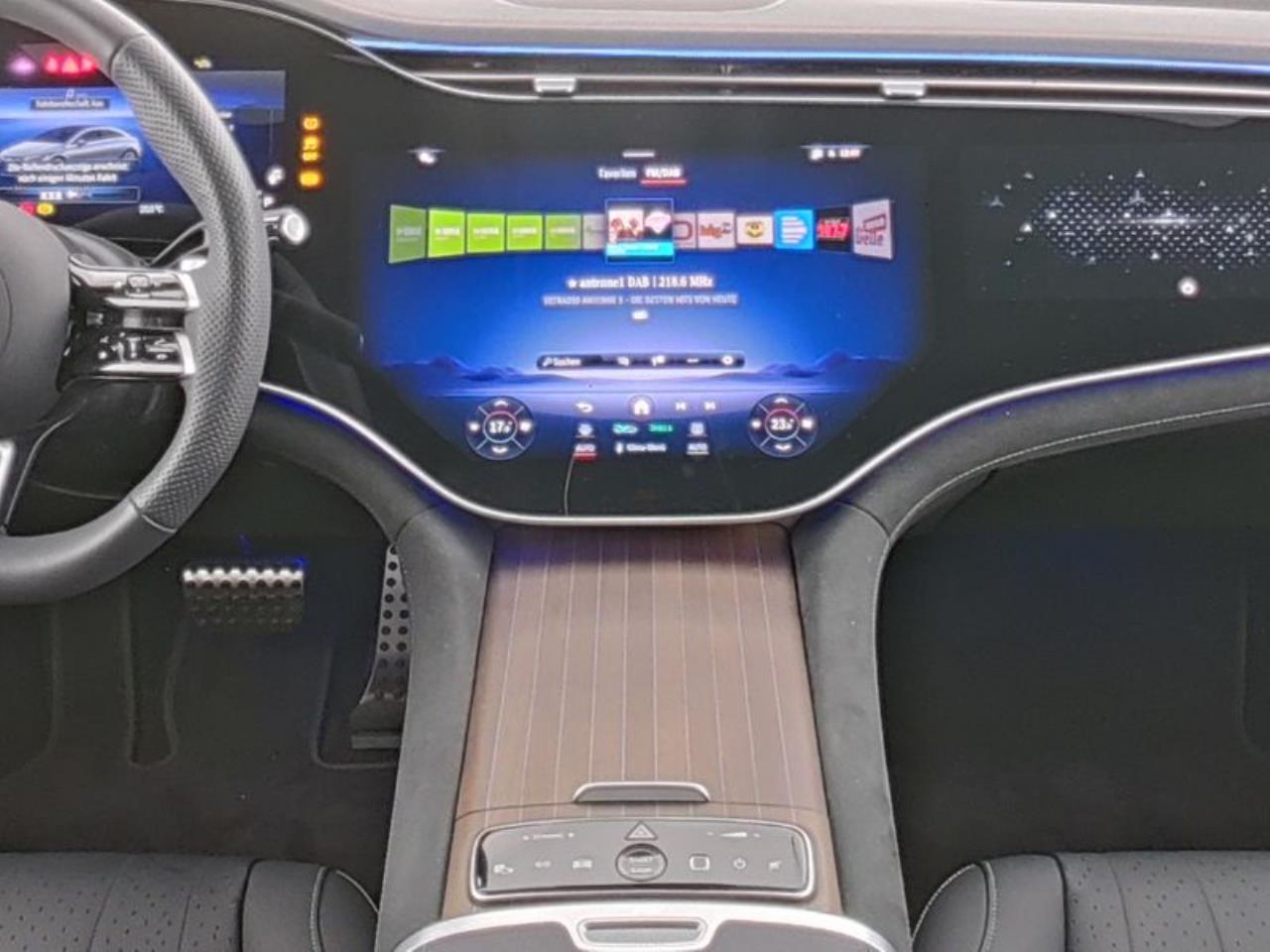 Mercedes-Benz EQE 500 4M AMG Night Panorama Distronic 360° HUD