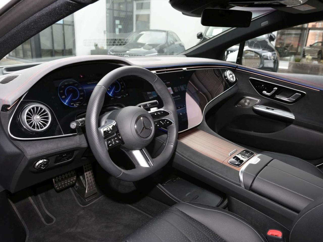 Mercedes-Benz EQE 500 4M AMG Night Panorama Distronic 360° HUD