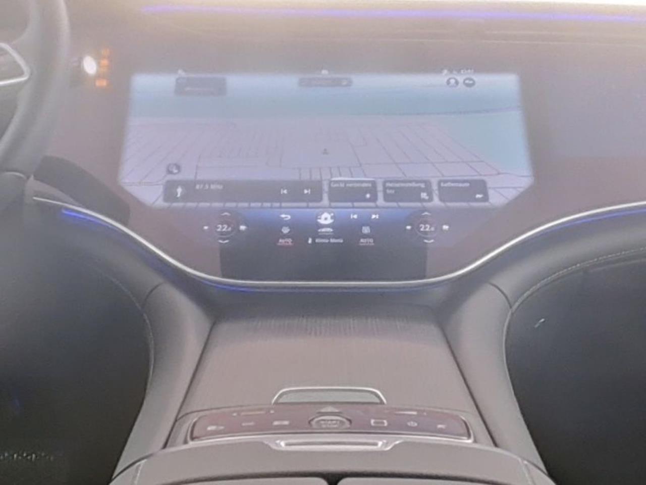 Mercedes-Benz EQE 500 4M AMG Night Distonic Airmatic 360°AHK