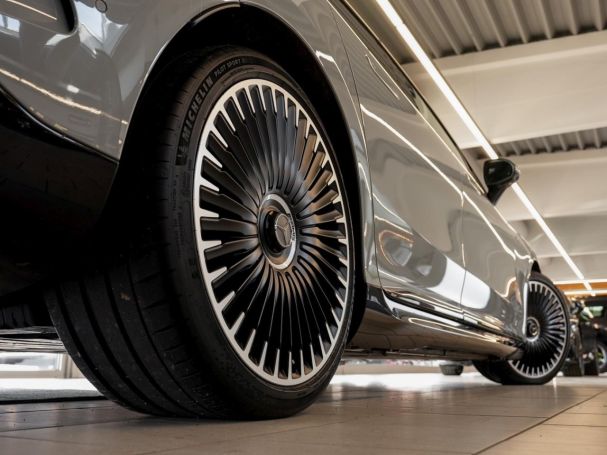 Mercedes-Benz EQE 53 AMG 4M+ Panorama Burmester NP 156.140 €