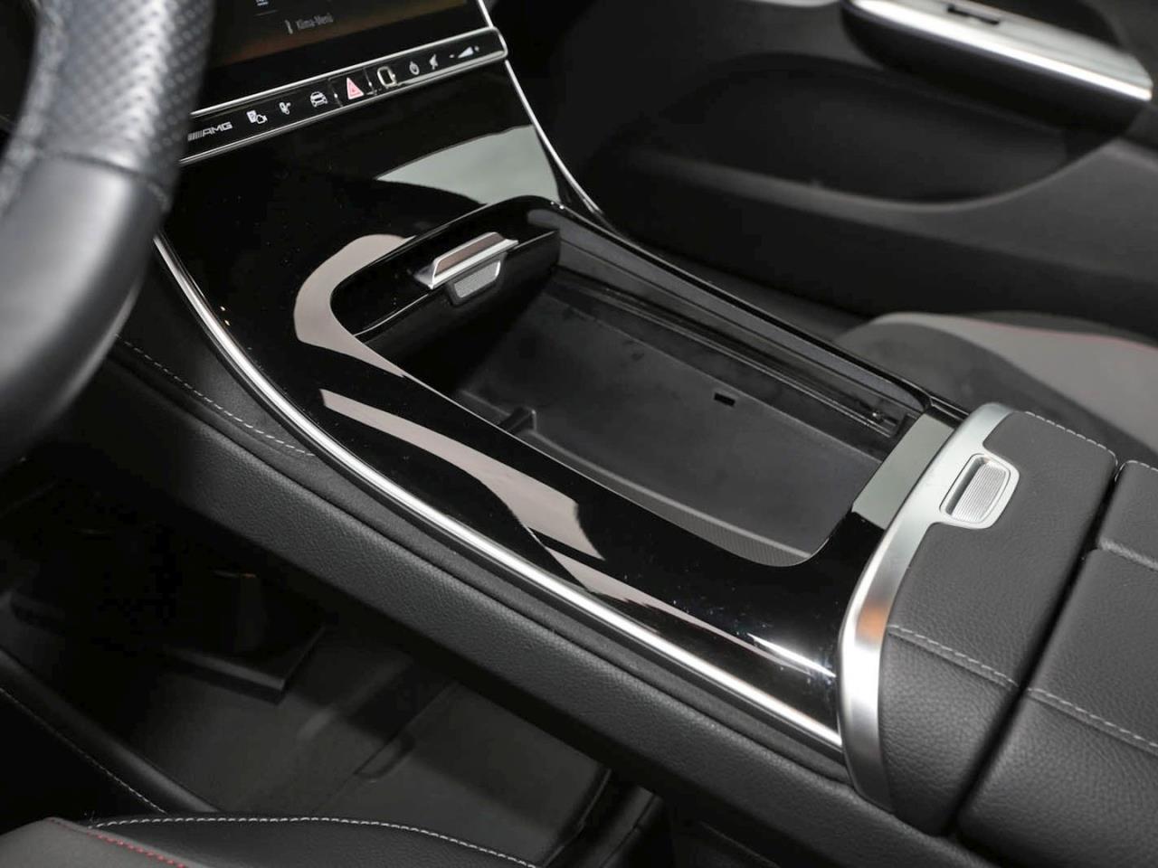 Mercedes-Benz EQE 53 AMG 4M+ Night Distronic Panorama 360°